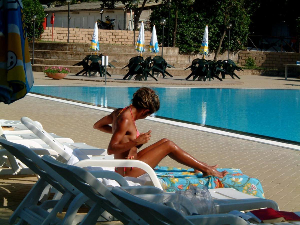 Villaggio Turistico Camping Il Fontino Scarlino Exterior foto