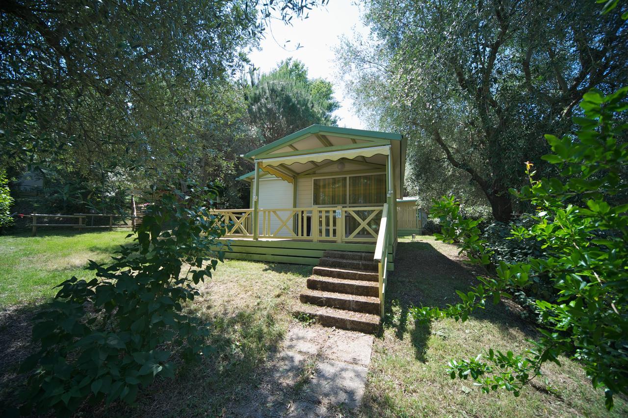 Villaggio Turistico Camping Il Fontino Scarlino Exterior foto