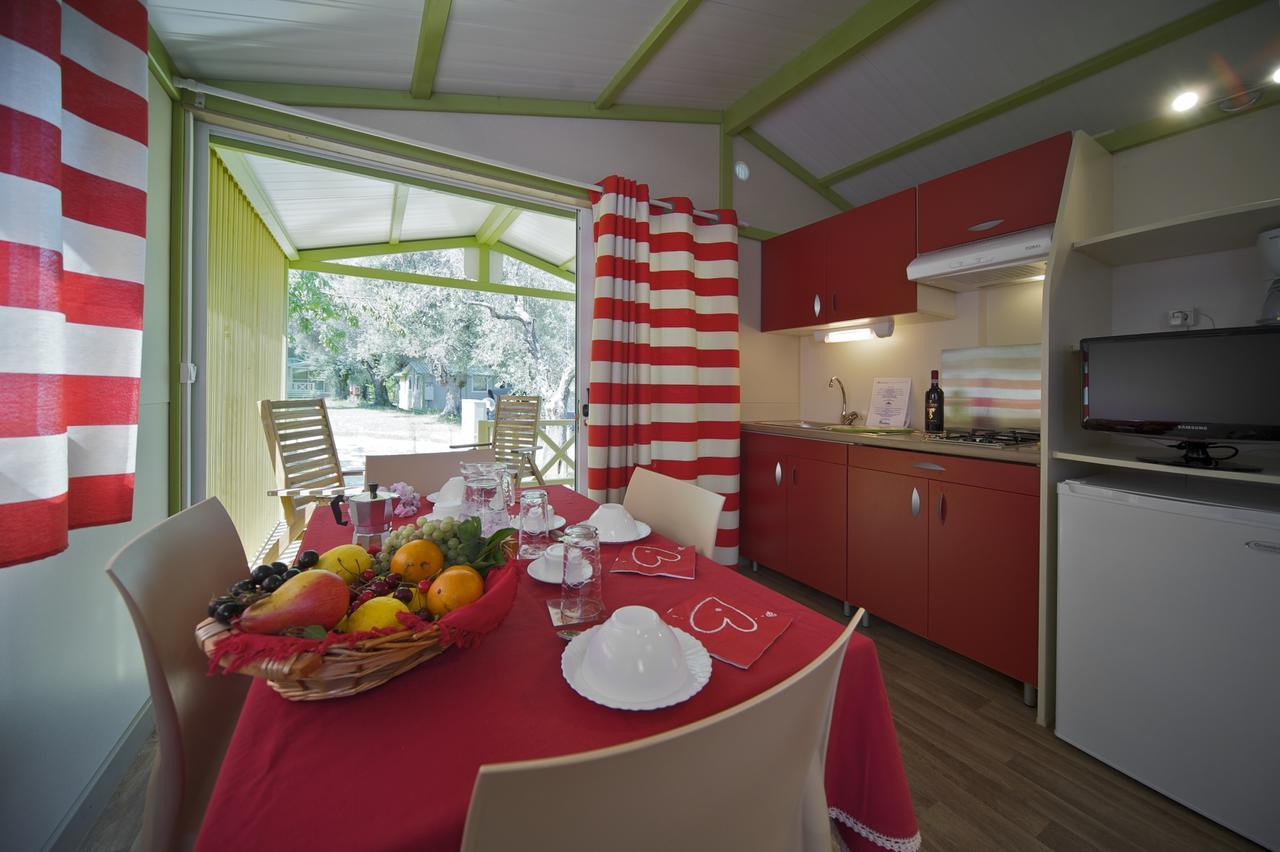 Villaggio Turistico Camping Il Fontino Scarlino Exterior foto
